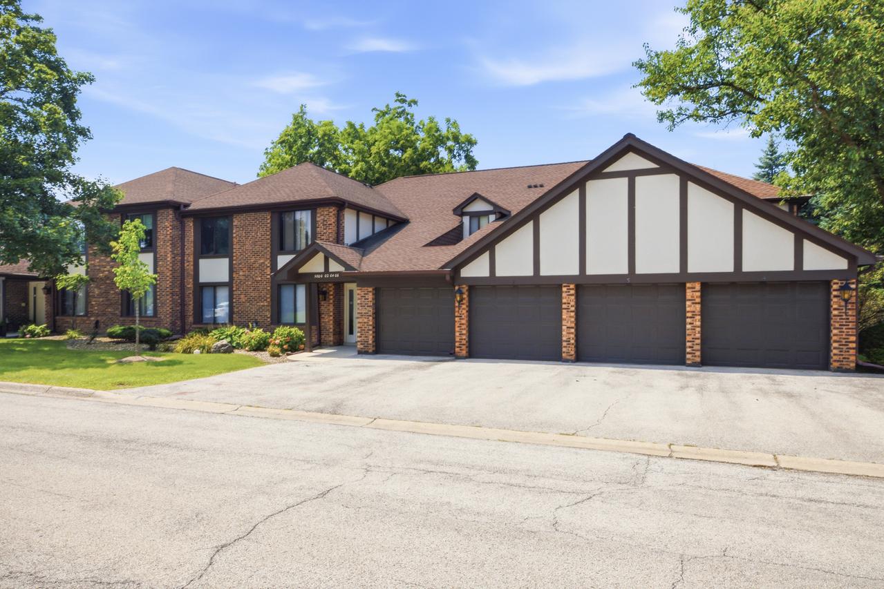 5804 Doe Cir. #6, Westmont, IL 60559