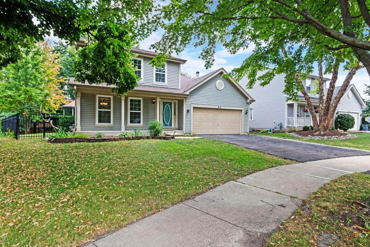 912 Matthew Ct., Naperville, IL 60540