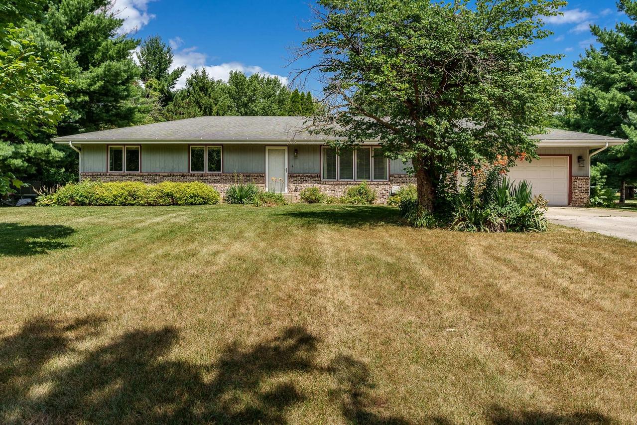 4315 W Rockton Rd., Rockton, IL 61072
