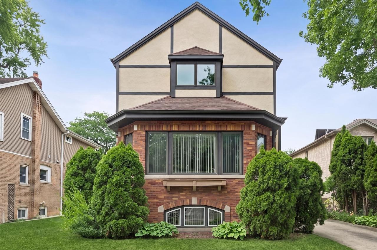 7349 W Ibsen St., Chicago, IL 60631