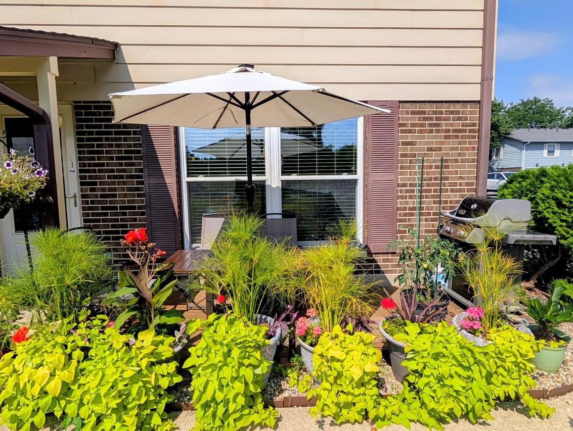 779 Pahl Rd., Elk Grove Village, IL 60007