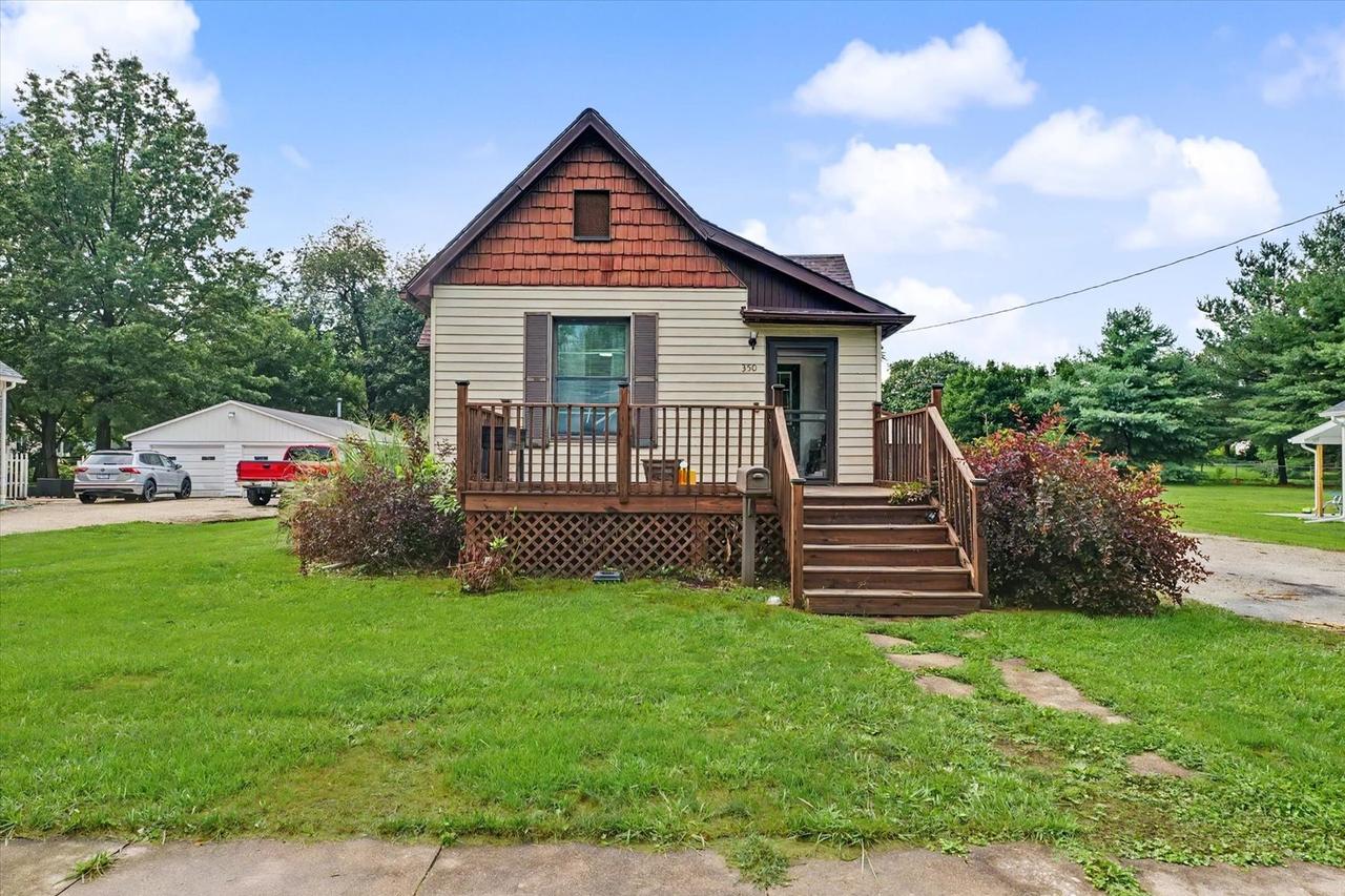 350 S Elm St., Paxton, IL 60957
