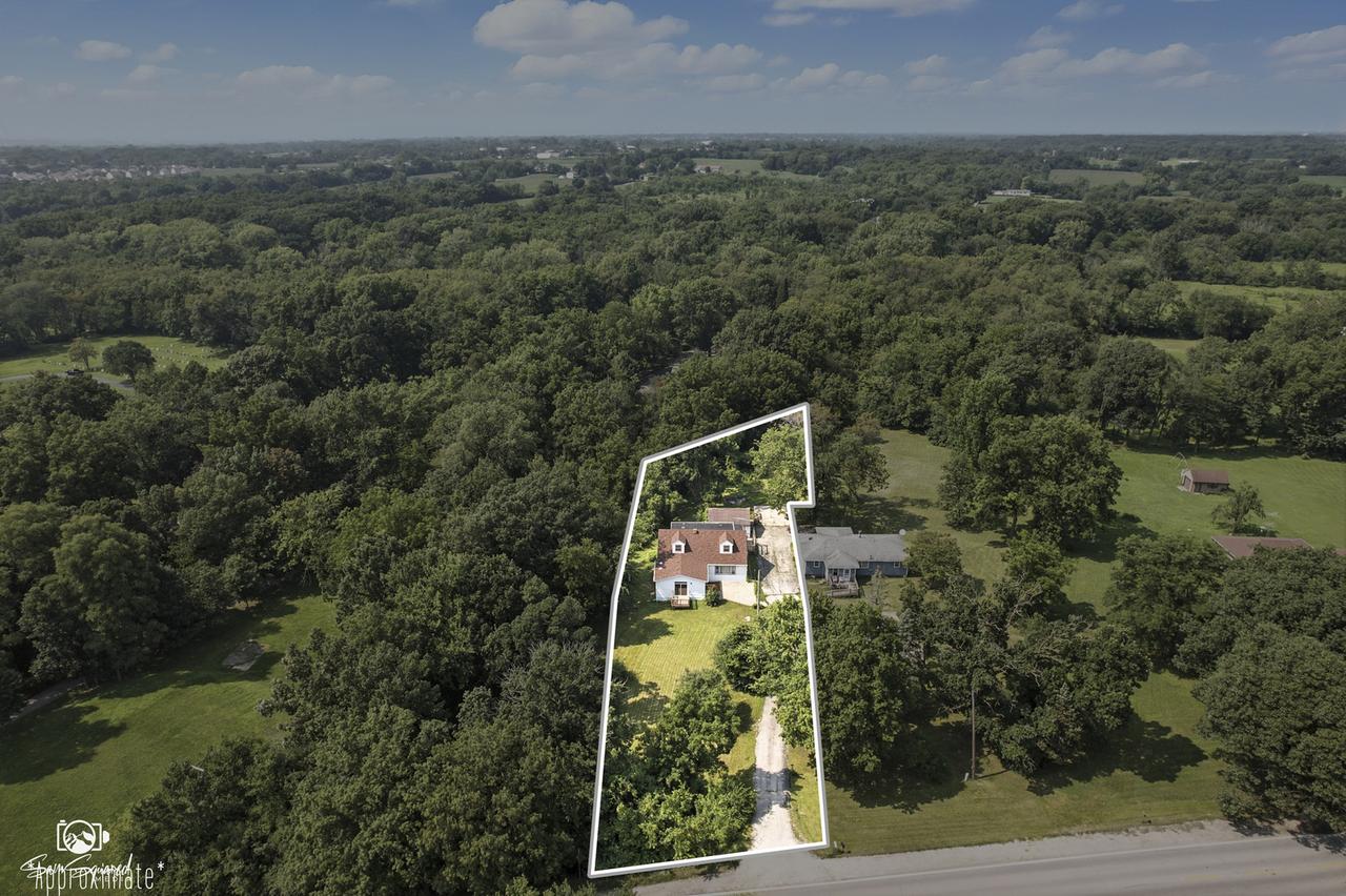 2103 Maple Rd., Joliet, IL 60432