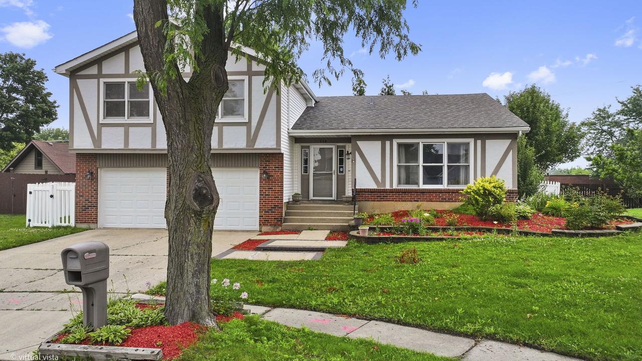 114 Wren Ct., Glendale Heights, IL 60139