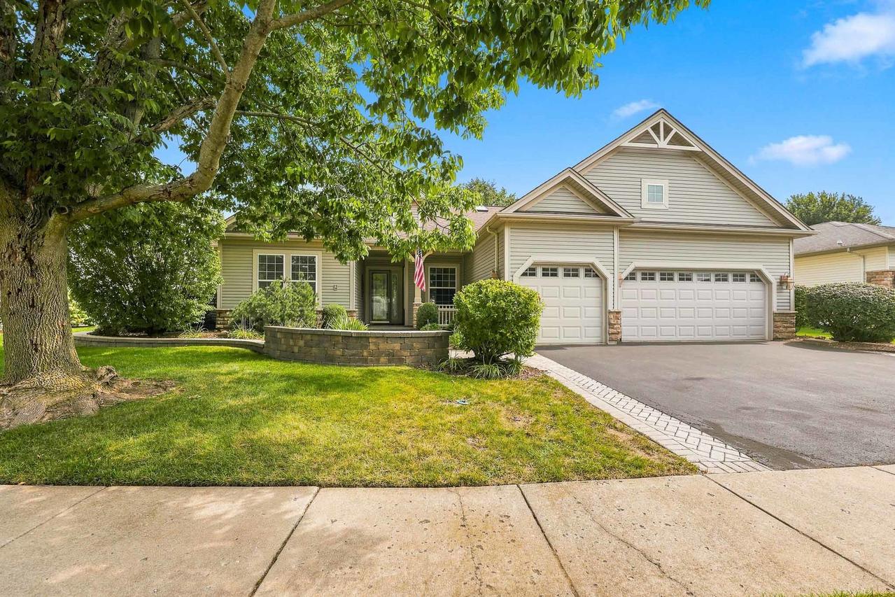 12128 Spring Creek Dr., Huntley, IL 60142