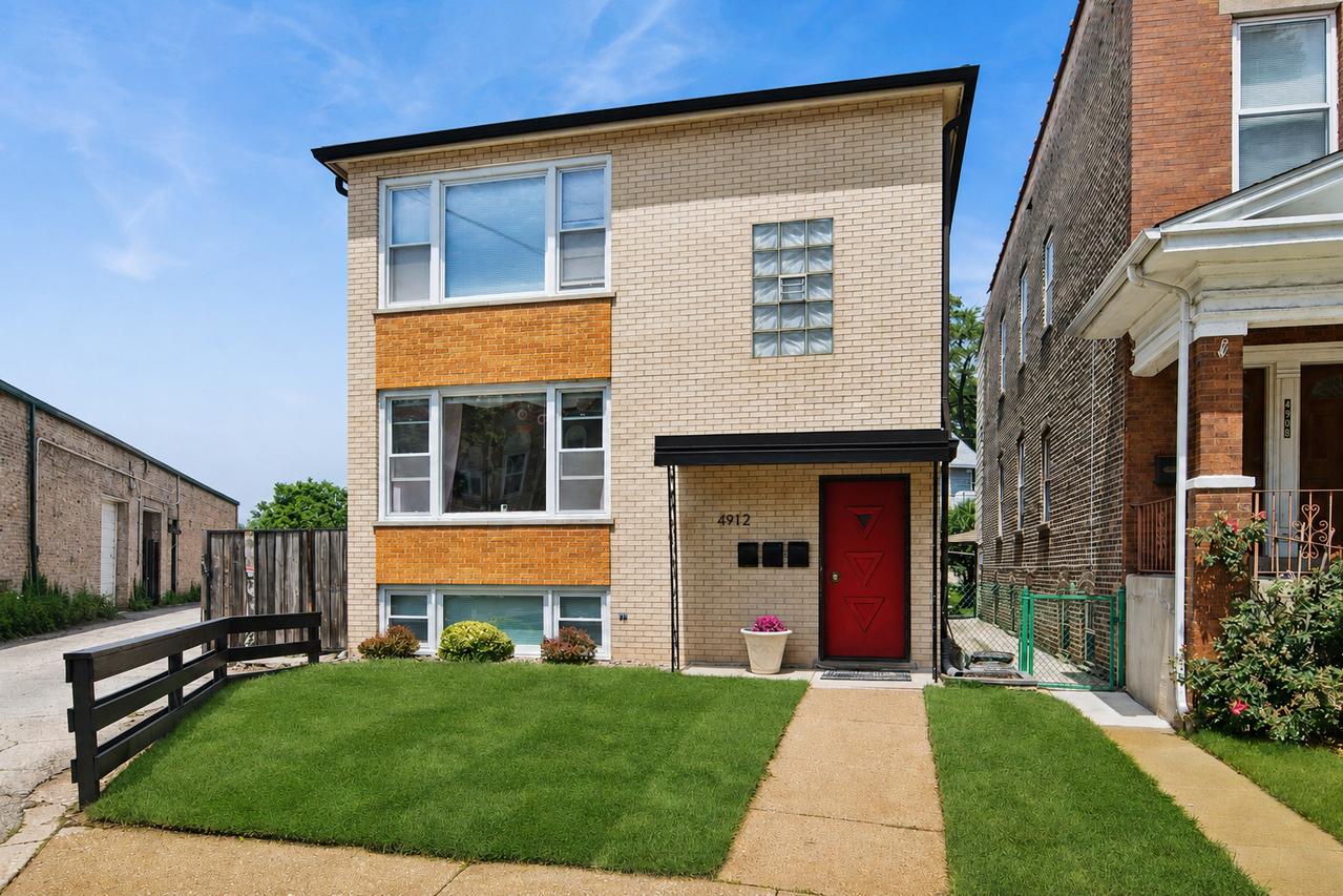 4912 W Berteau Ave., Chicago, IL 60641