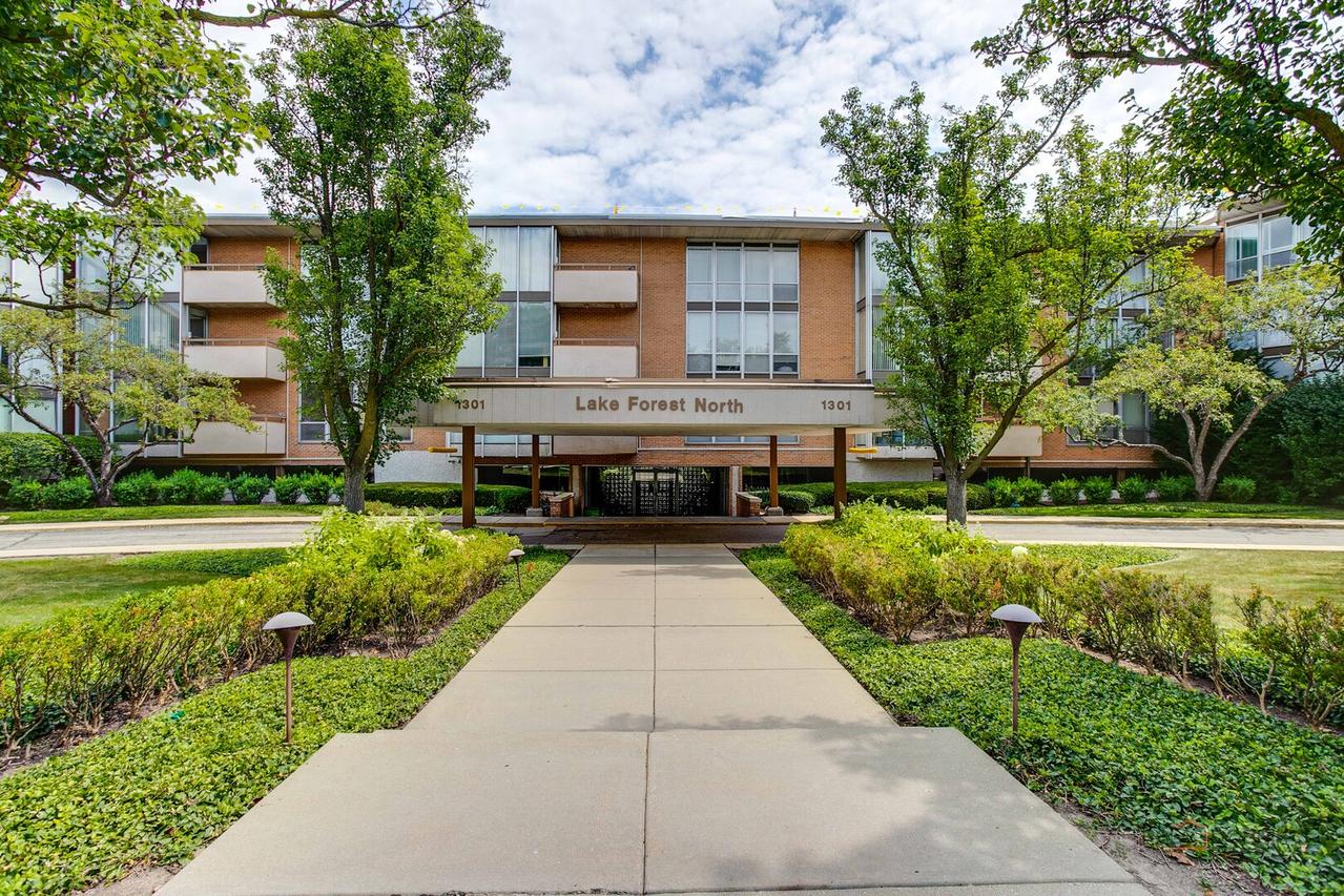 1301 N Western Ave. #235, Lake Forest, IL 60045