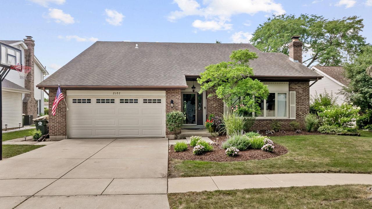 2107 Wheeler St., Woodridge, IL 60517