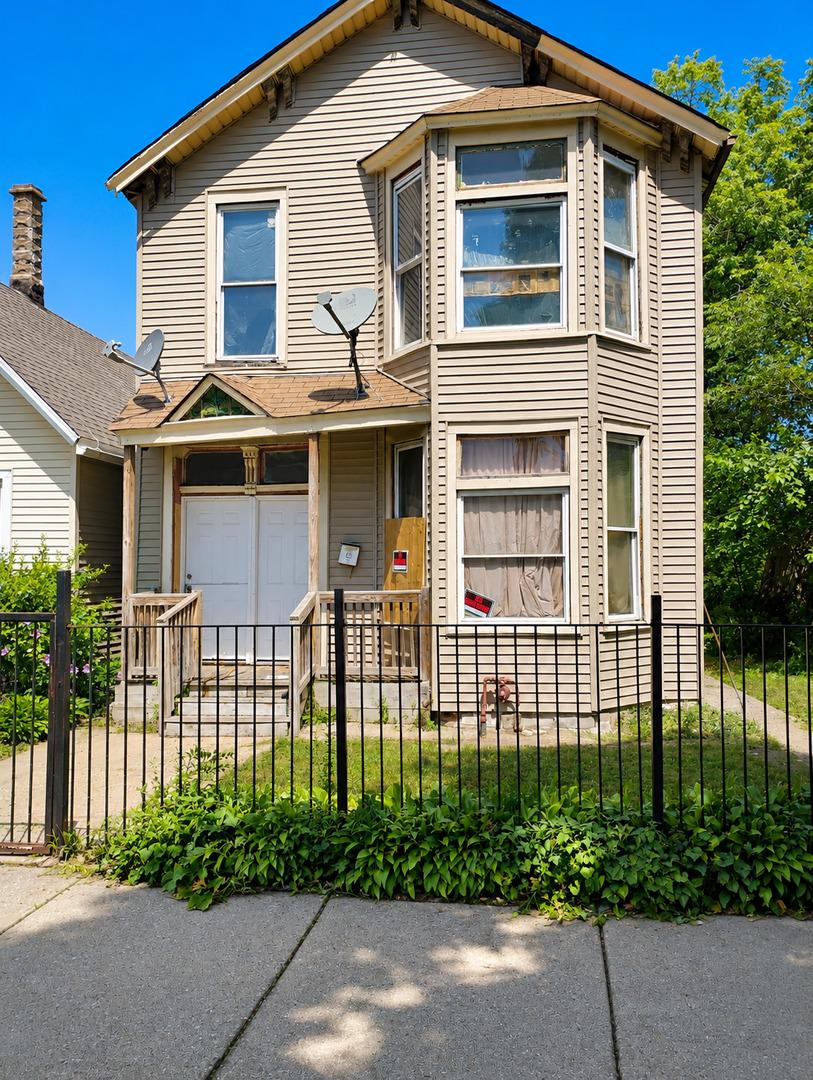 4224 W Maypole Ave., Chicago, IL 60624