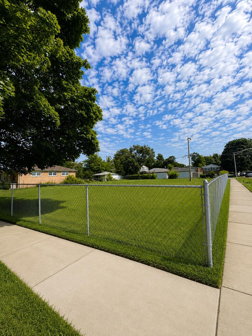 11321 S Racine Ave., Chicago, IL 60643