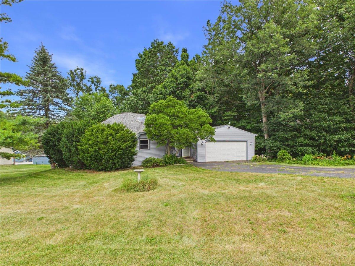 1636 Larchmont Rd., Davis, IL 61019