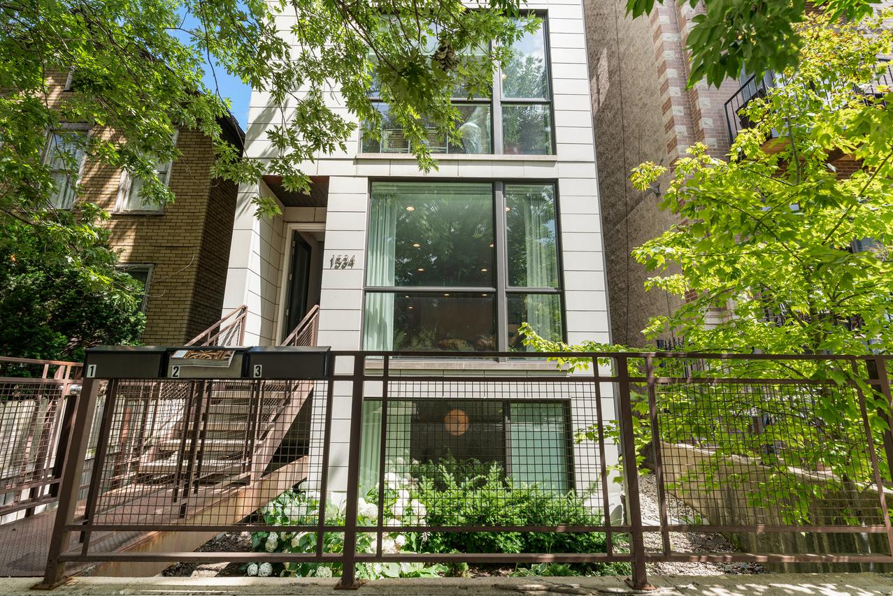 1534 W Cortez St. #1, Chicago, IL 60642
