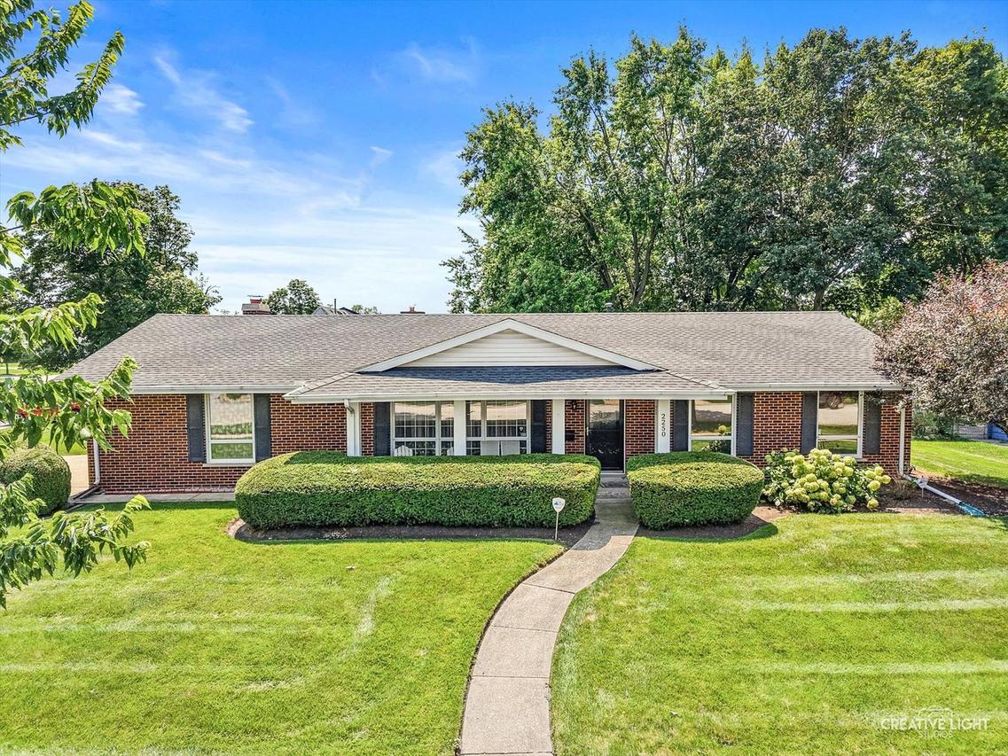 2250 Lowell St., Aurora, IL 60506
