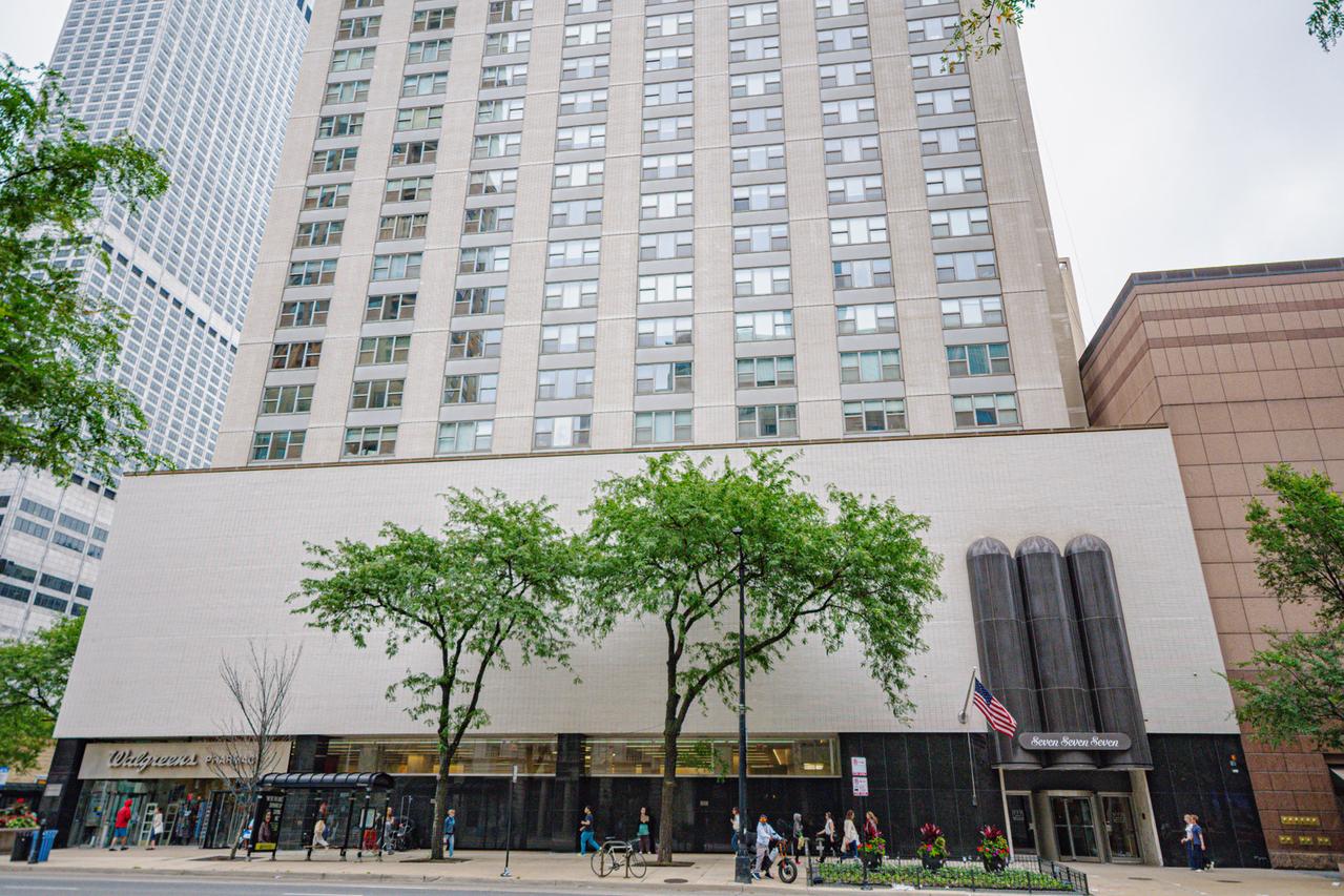 777 N Michigan Ave. #3407, Chicago, IL 60611