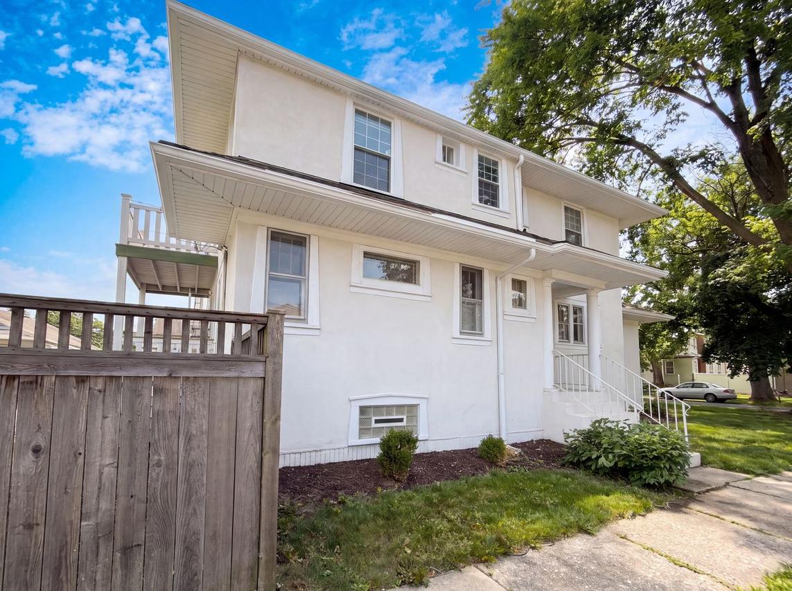 619 N 4th Ave., Maywood, IL 60153