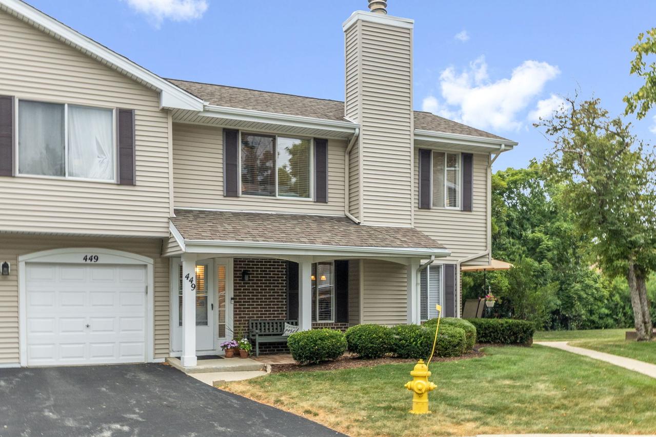 449 Old Surrey Rd., Hinsdale, IL 60521