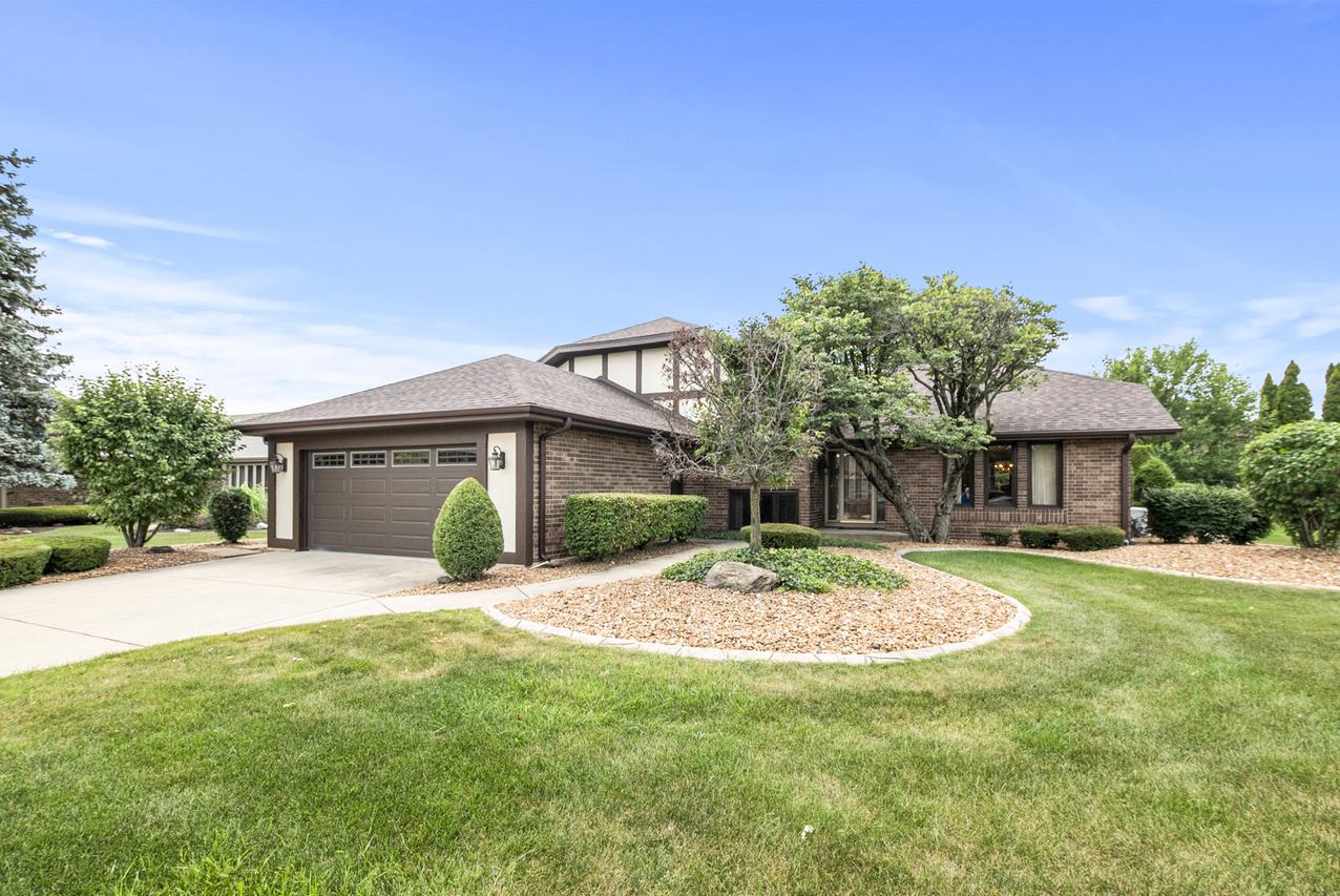 8247 Shipston St., Orland Park, IL 60462