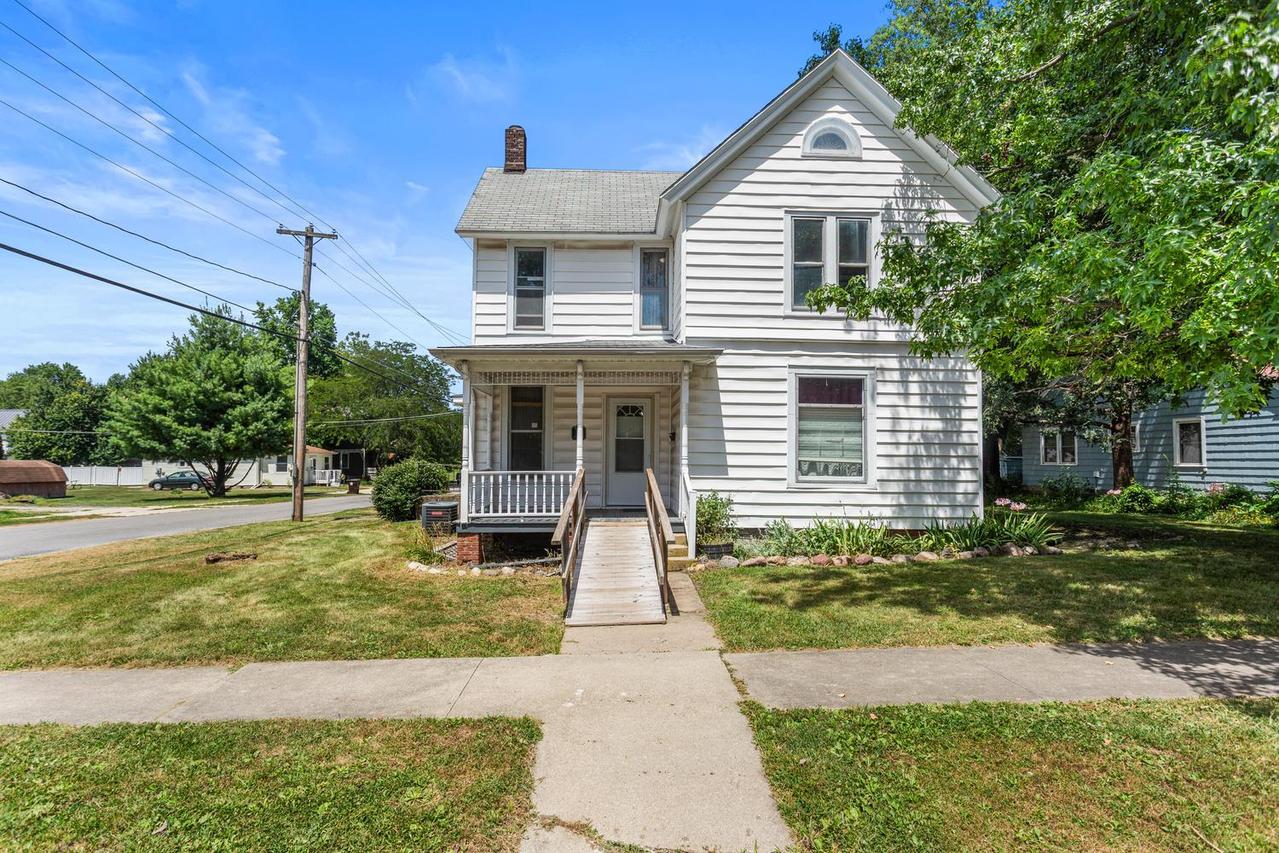 324 W Water St., Farmer City, IL 61842