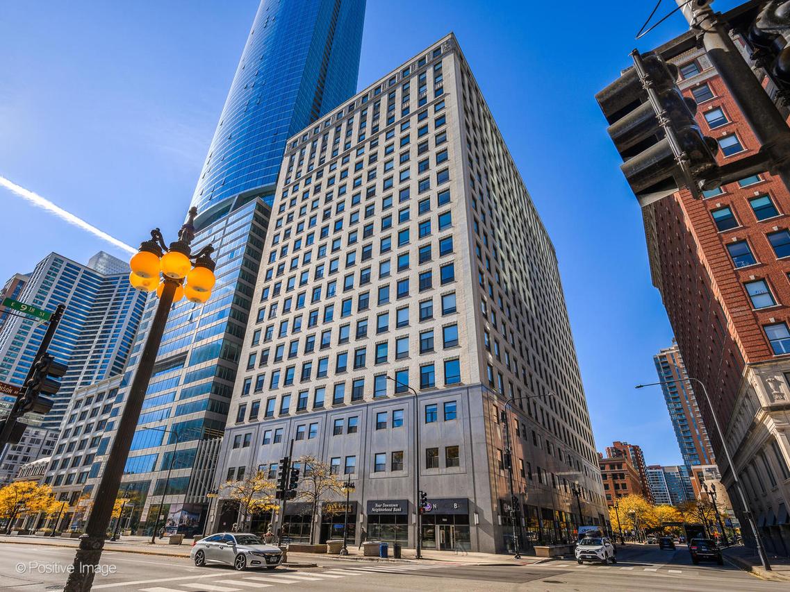 910 S Michigan Ave. #916, Chicago, IL 60605