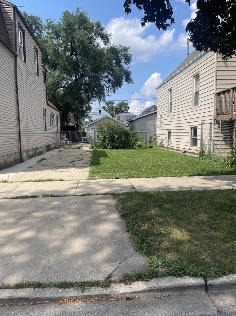 4844 W Gunnison St., Chicago, IL 60630
