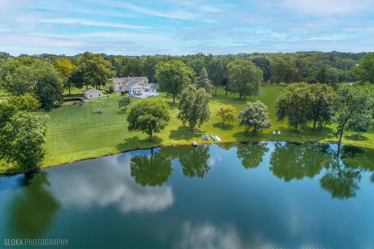 62 Dundee Ln., Barrington Hills, IL 60010