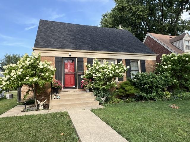 3721 Kemman Ave., Brookfield, IL 60513