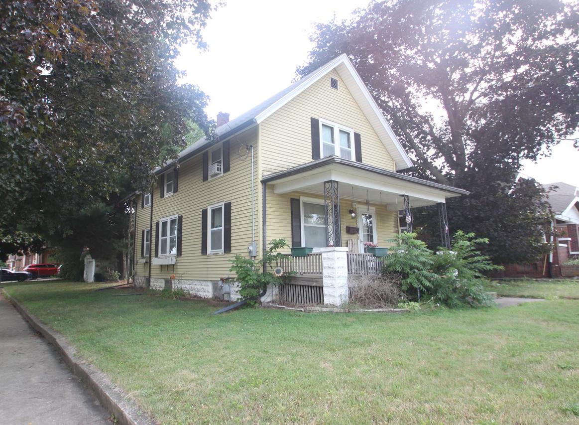 1304 Montague St., Rockford, IL 61102