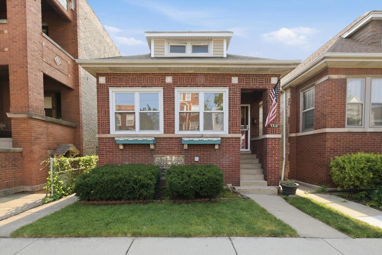 3316 N Ridgeway Ave., Chicago, IL 60618