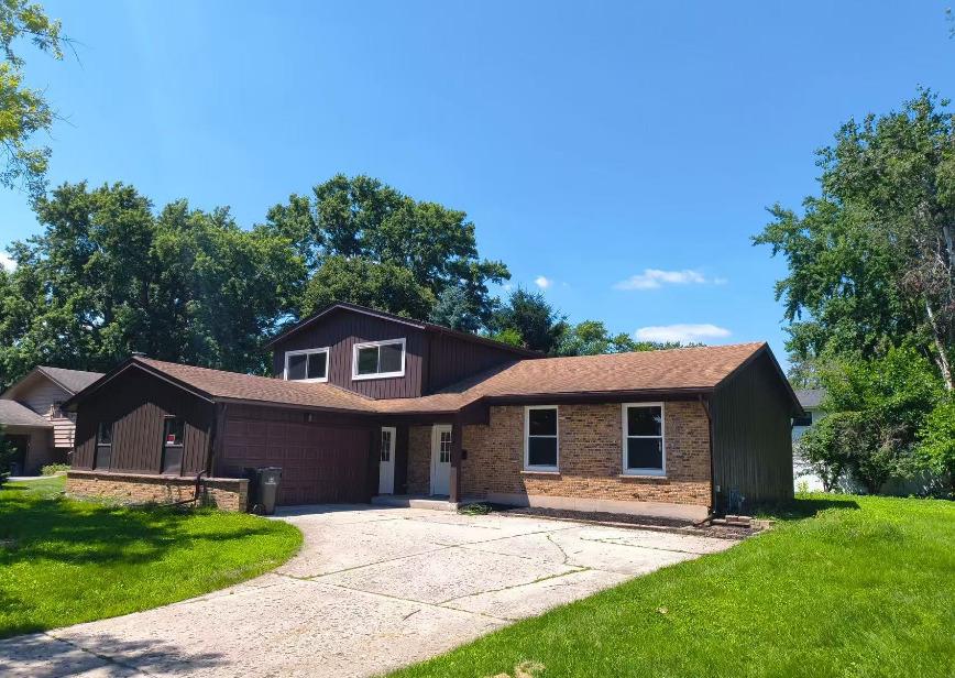 117 Tupelo Ave., Naperville, IL 60540