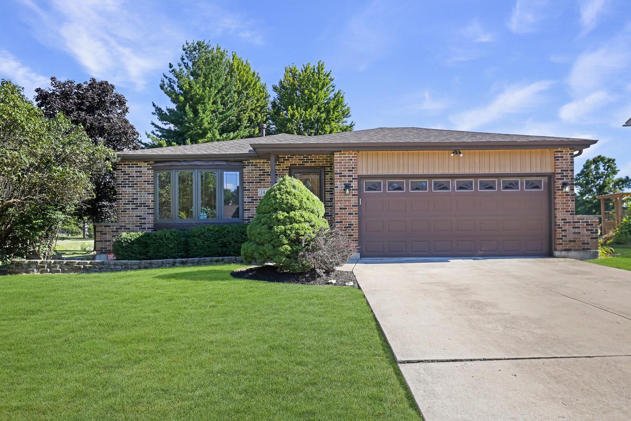 1447 Comanche Dr., Bolingbrook, IL 60490