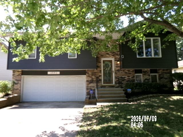 3593 Dove Dr., Decatur, IL 62526