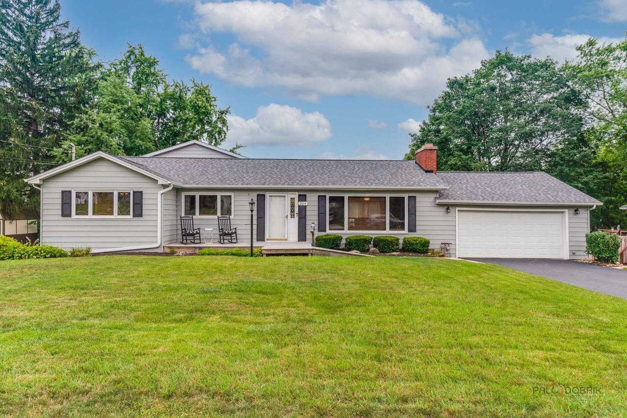 214 Millard Ave., Fox River Grove, IL 60021