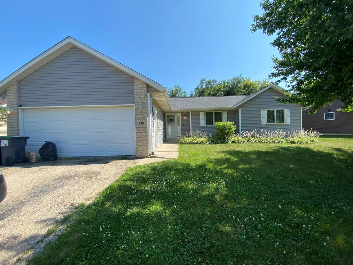 501 Hawkins Dr., Winnebago, IL 61088