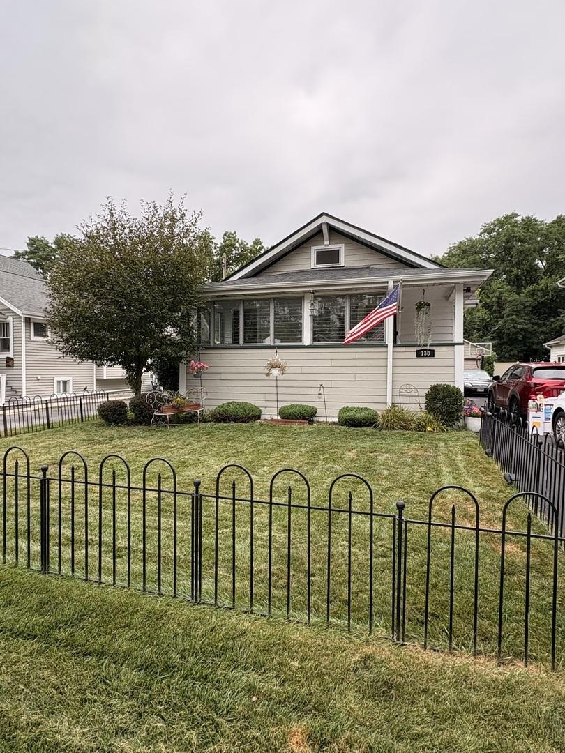 138 W Windsor Ave., Lombard, IL 60148