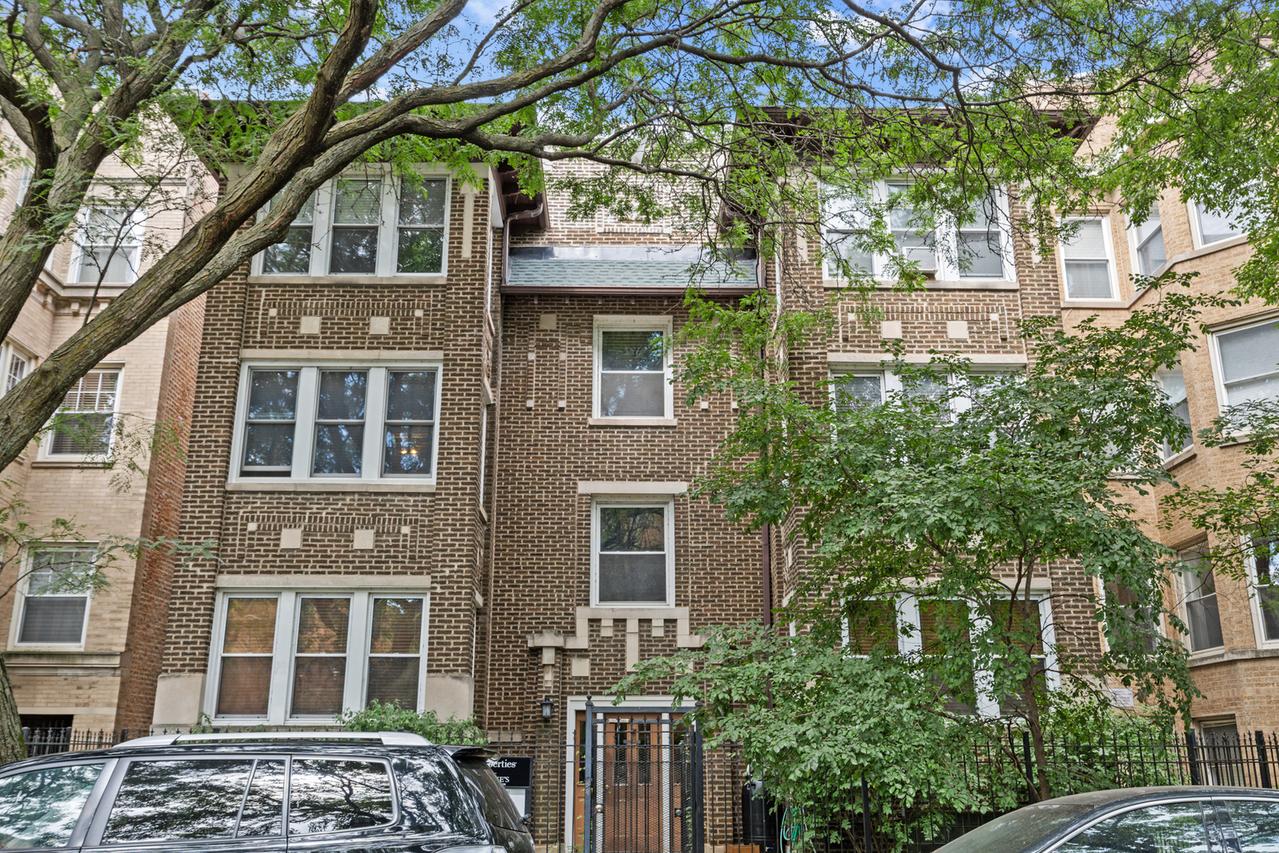 7722 N Paulina St. #3S, Chicago, IL 60626