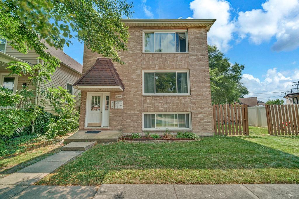 3104 Grand Blvd., Brookfield, IL 60513