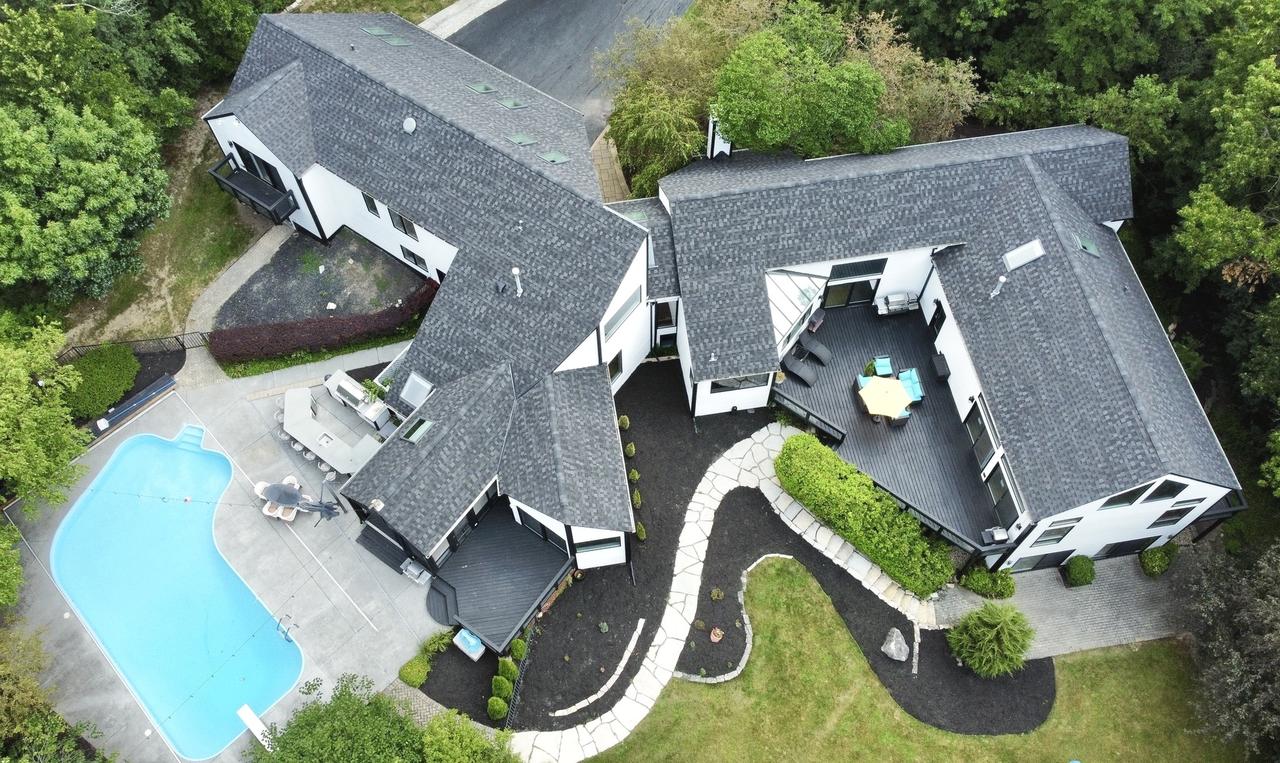 112 Ravine Ln., North Barrington, IL 60010