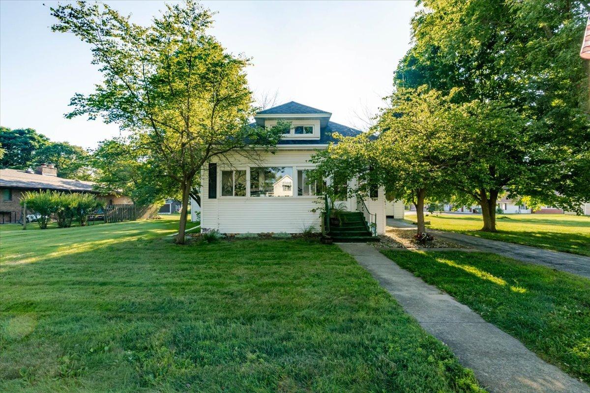 416 S Walnut St., Wenona, IL 61377