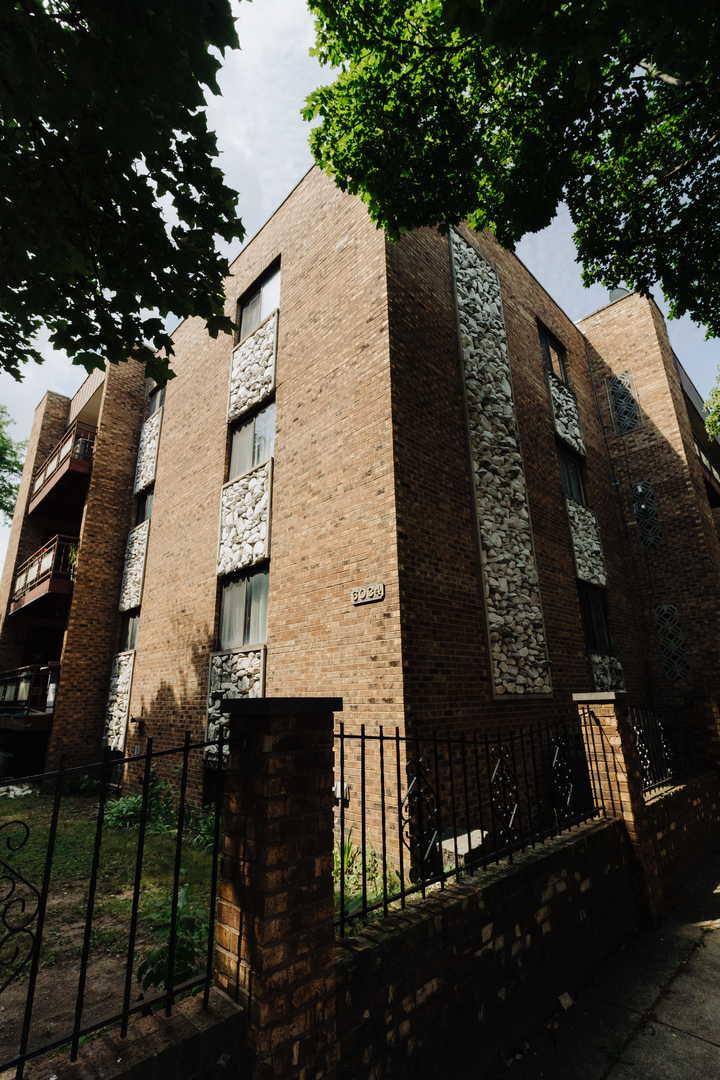 6034 N Wolcott Ave. #1W, Chicago, IL 60660