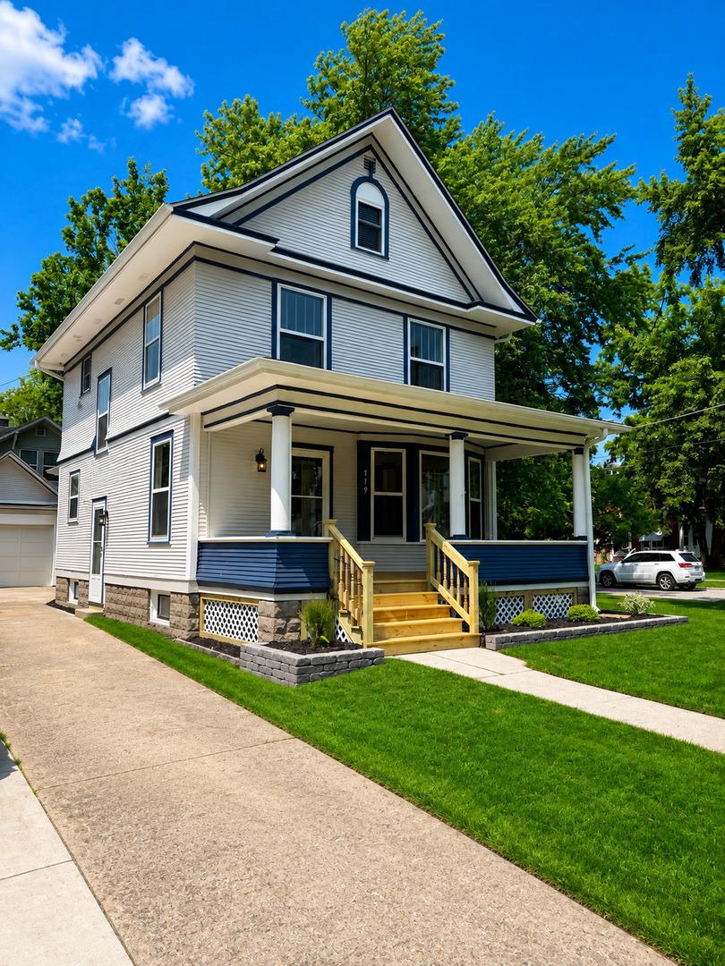 719 5th St., Aurora, IL 60505