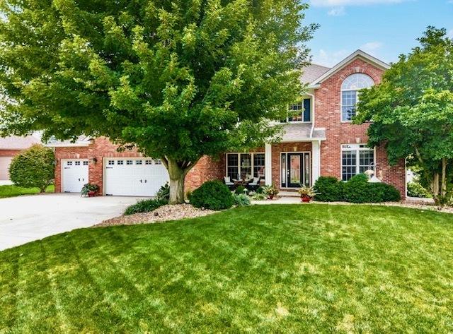 15 Strawberry Rd., Bloomington, IL 61704