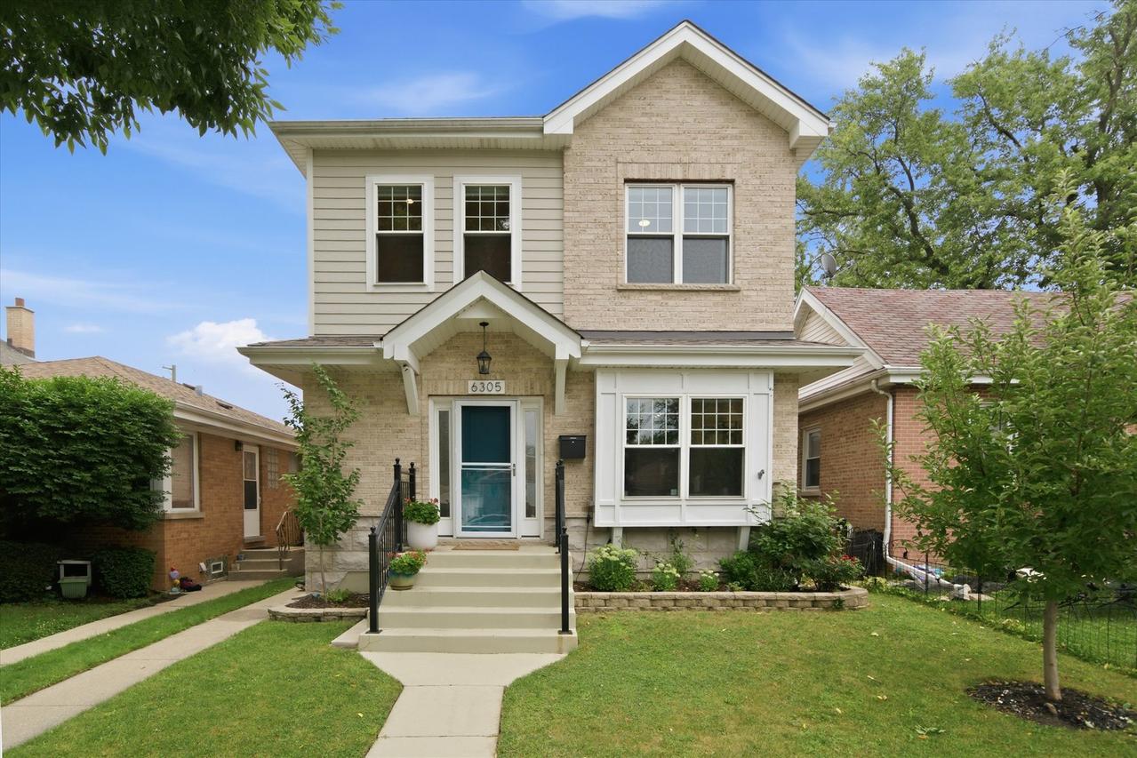 6305 N Kildare Ave., Chicago, IL 60646