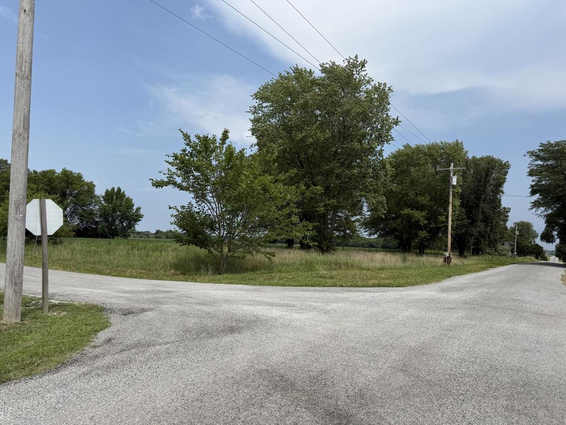 3267 W Grange Hall Rd., Murphysboro, IL 62966