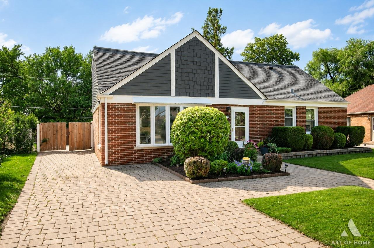 4428 Emerson Ave., Schiller Park, IL 60176