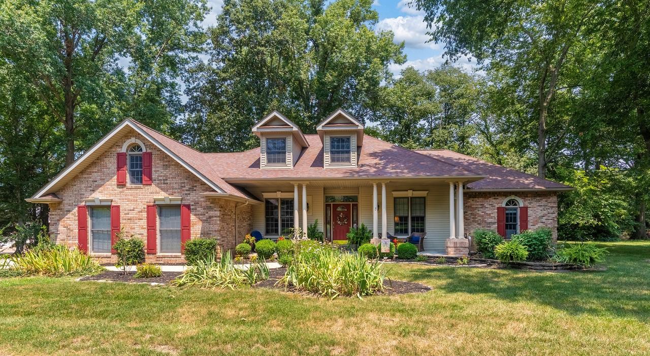 1110 Grand Oak Dr., Carbondale, IL 62901