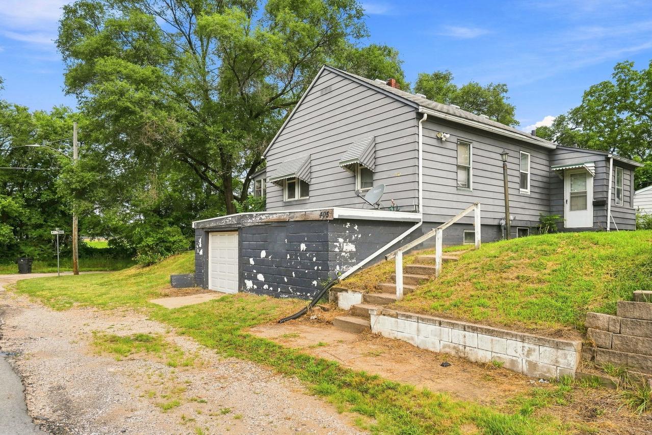 405 18 1/2 Ave., Rock Island, IL 61201
