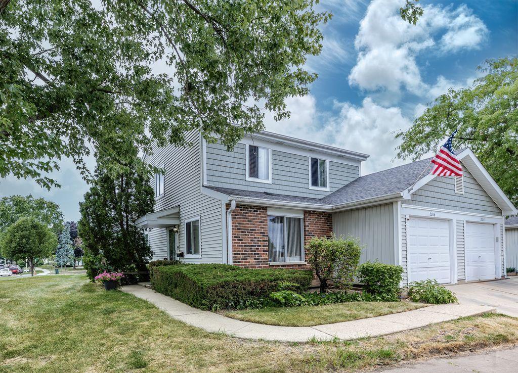2016 Raleigh Pl., Hoffman Estates, IL 60169