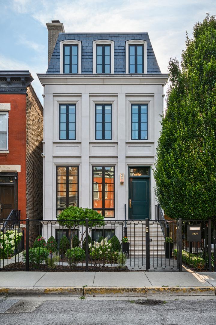 [Address Hidden by Seller], Chicago, IL 60614