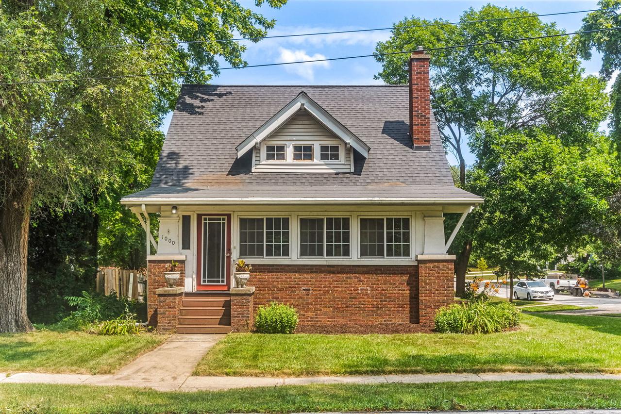1000 Division St., Lisle, IL 60532