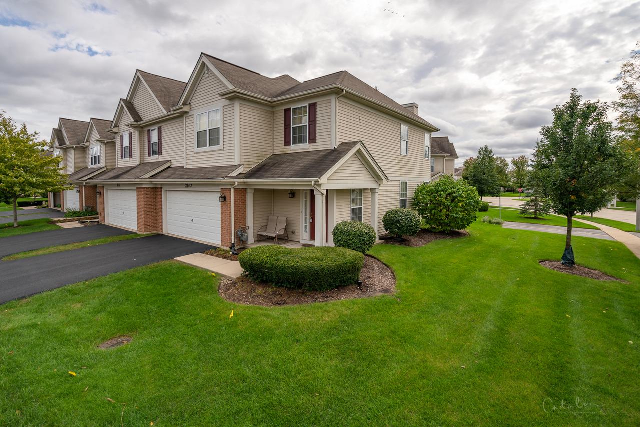 2202 Claremont Ln., Lake In The Hills, IL 60156
